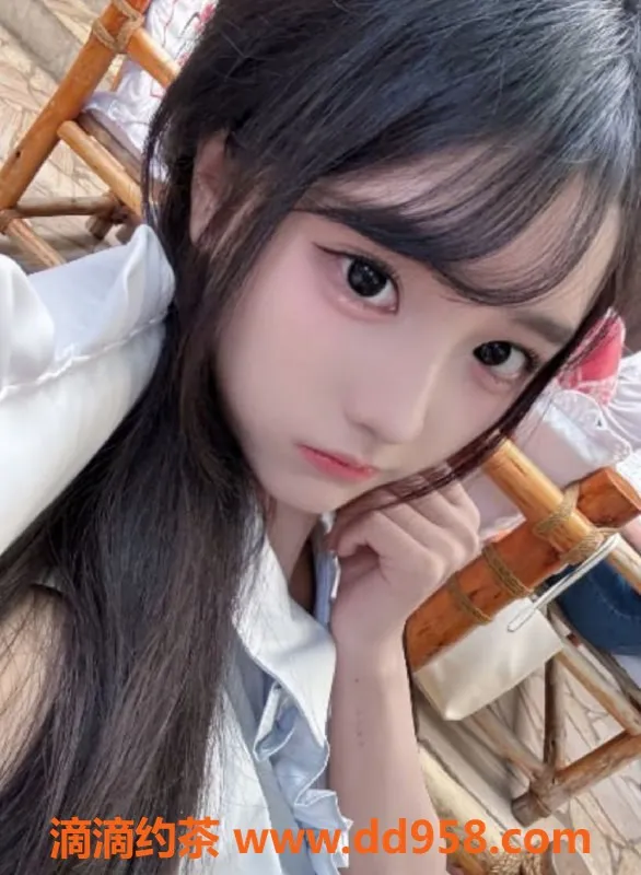 广州楼凤-天河嫩妹夏沫，700元诱惑等你来体验