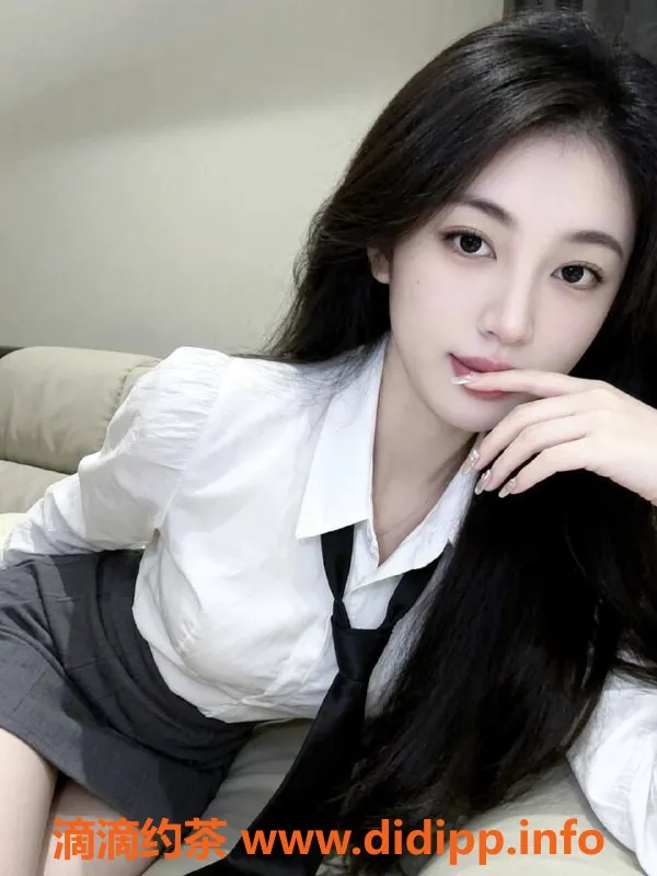 中山楼凤-古镇#杨乐乐，甜美可人，期待你来体验