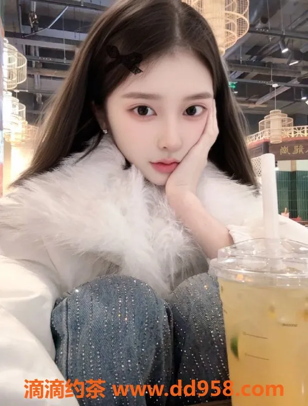 广州楼凤-天河小宝，700元起，热情服务等你体验