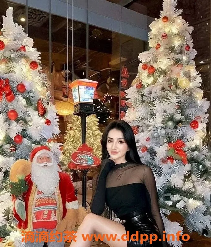 乌鲁木齐楼凤-伊犁25岁女老师，身高168，体重54，专注服务