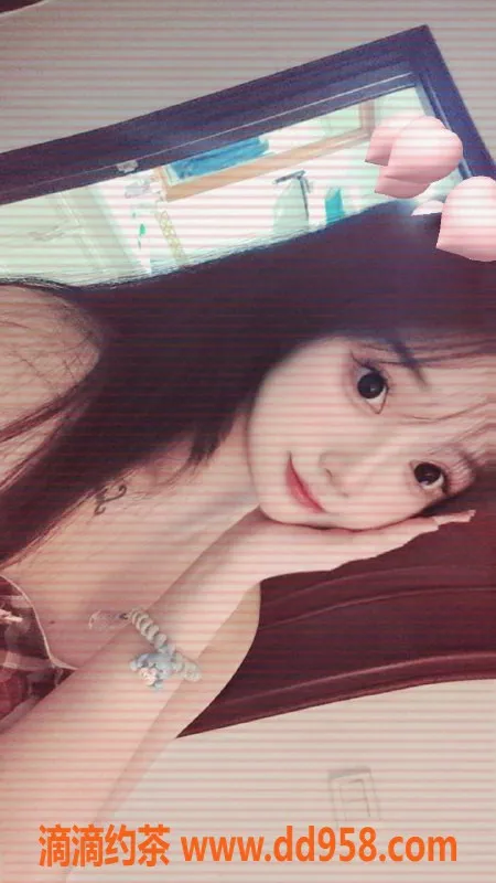 广州楼凤-天河区嫩妹，168身高，颜值高，服务超棒！