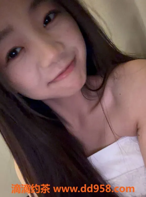 深圳楼凤-南山芝子21岁，162cm，49kg，舌吻专场