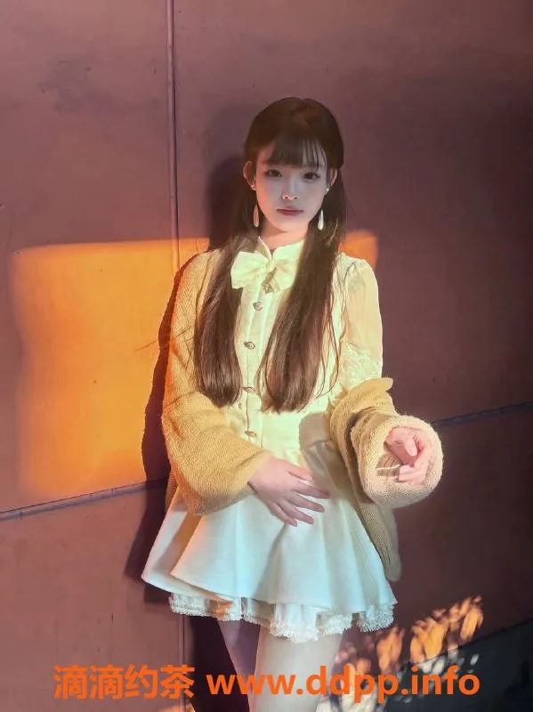 杭州楼凤-上城区小乖，169cm清纯美女，21岁