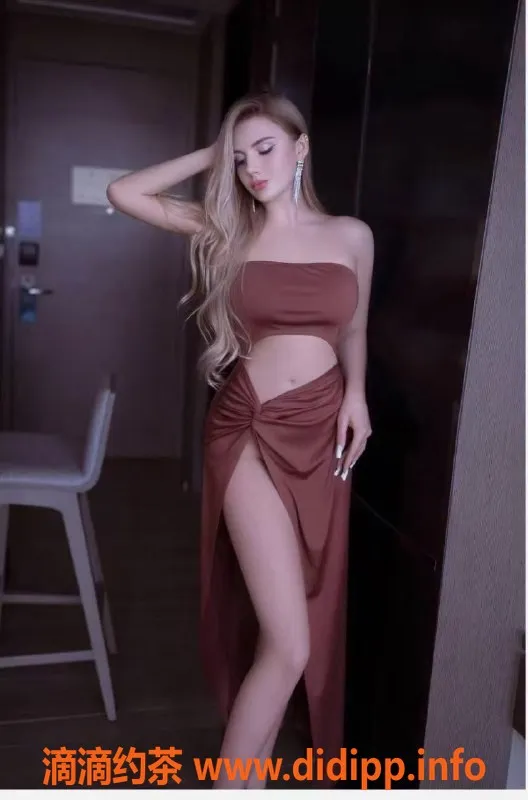 无锡楼凤资源信息,锡山区高颜值陪浴玛丽娜，身高170，体重47斤