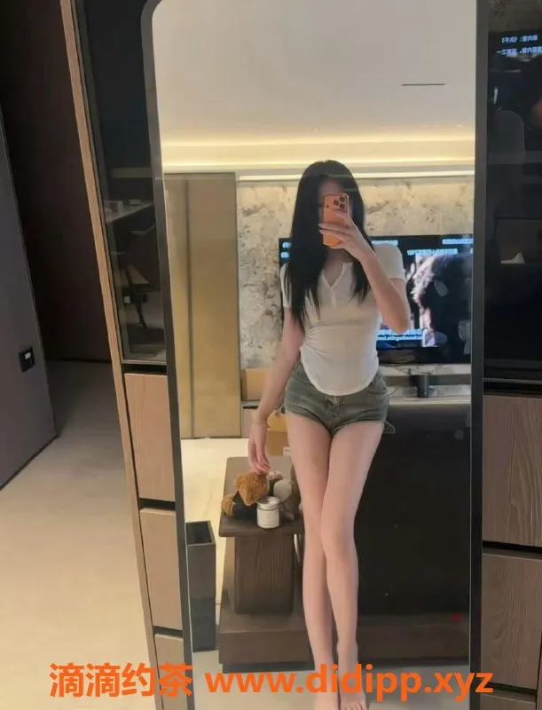 无锡楼凤-新吴区Au，165cm初下海甜妹，价格优惠