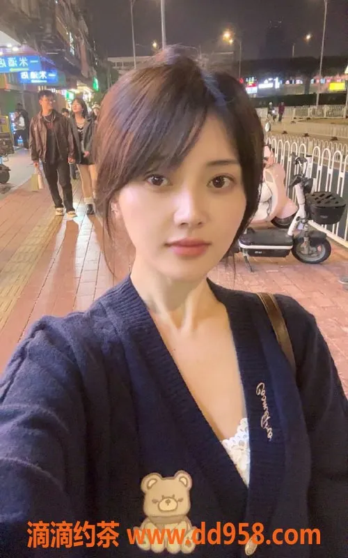 成都楼凤-武侯区罗昕仪：超高颜值御姐，7/12课时费