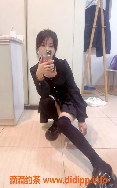 成都楼凤-武侯区罗昕仪：超高颜值御姐，7/12课时费