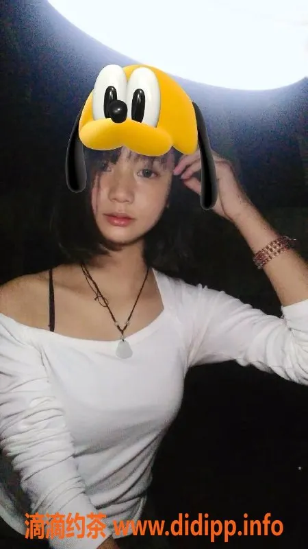 成都楼凤-成华区清纯妹妹165cm，体重100斤，刚下水撩人