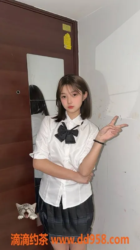 成都楼凤资源信息,成华区17岁颜值车，163cm 90斤