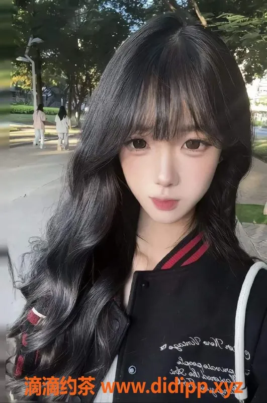 常州楼凤-武进馨儿，162身高，90体重，陪浴服务