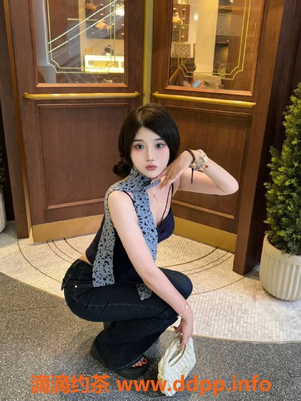 郑州楼凤资源信息,郑州20岁良心小姐，胸围诱人，服务一流