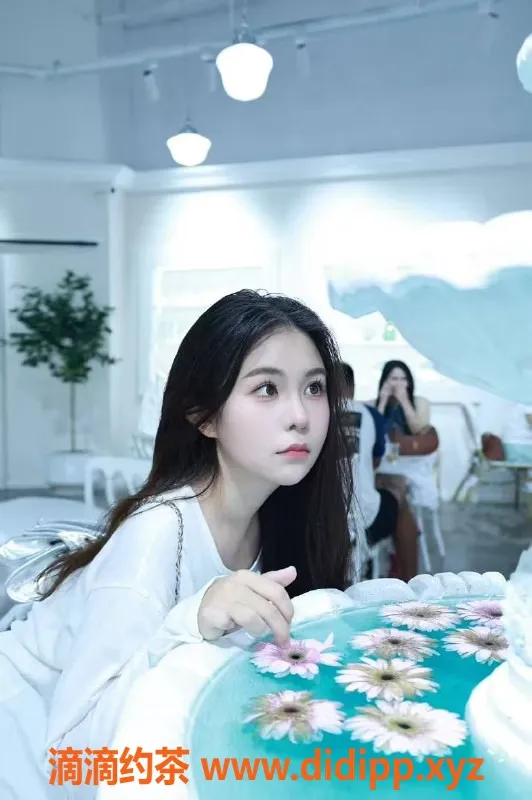 扬州楼凤-镇江润州区短期兼职美女，丝袜诱惑，基础服务8起