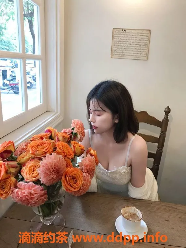 深圳楼凤-南山金灵，162cm 45kg，1500起，瑜伽女神