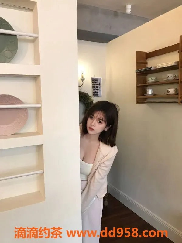 深圳楼凤-南山金灵，162cm 45kg，1500起，瑜伽女神