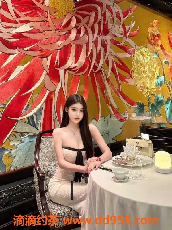 广州楼凤-天河嫩妹李知恩，水费1200p，来体验吧！