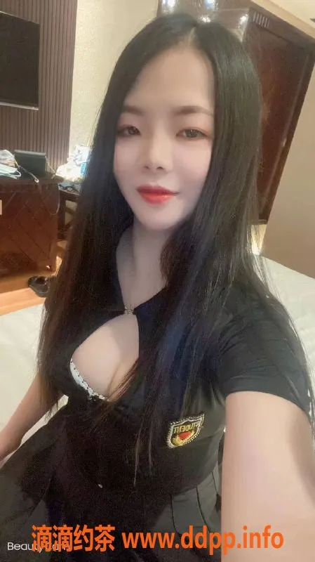 深圳楼凤-宝安多多，500元尽享舌吻和鸳鸯浴服务