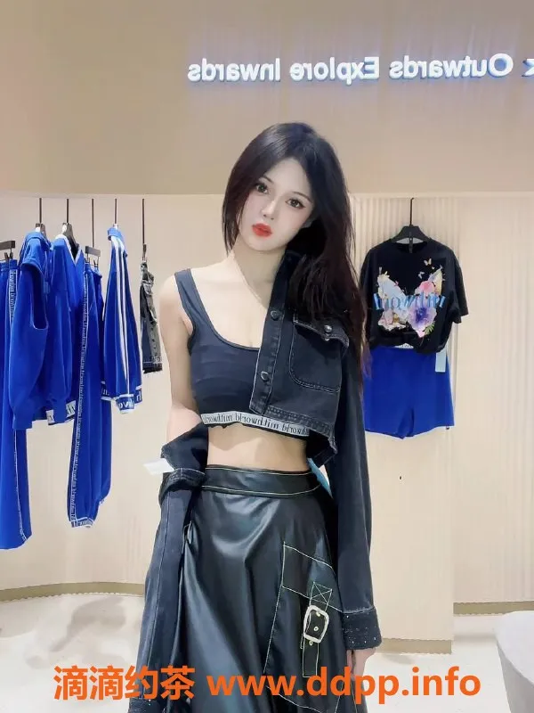 深圳楼凤-深圳南山李小露，1300p嫩妹舌吻服务