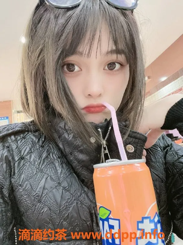 北京楼凤-朝阳吖吖：23岁168cm重庆美女，36C 服务超棒