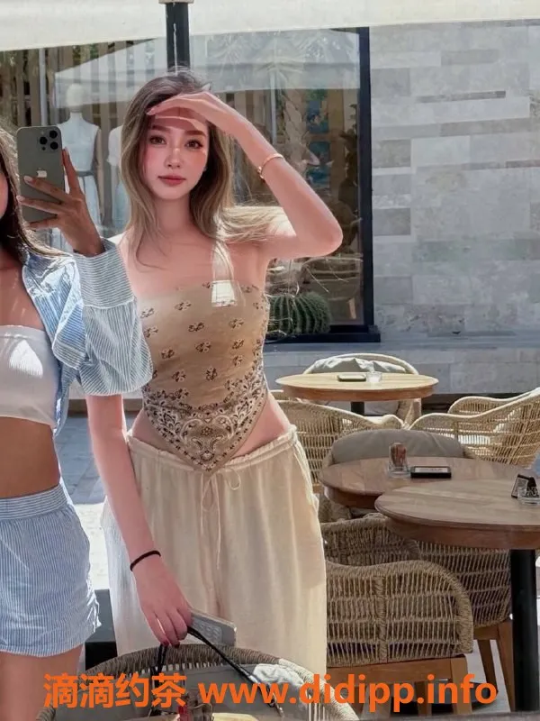 深圳楼凤资源信息,福田爱丽丝，1300元乌克兰美女，性感大波！