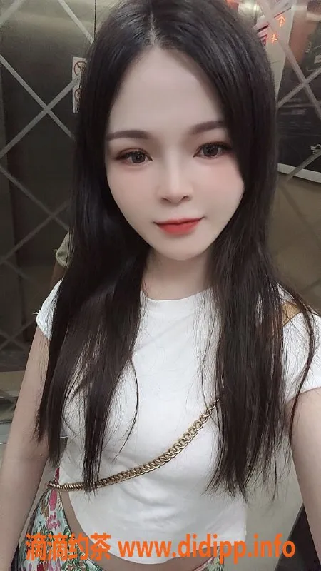 深圳楼凤-罗湖御姐小静，158身高，B杯特惠服务！