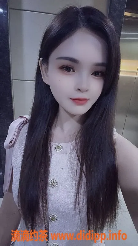 深圳楼凤资源信息,罗湖御姐小静，158身高，B杯特惠服务！