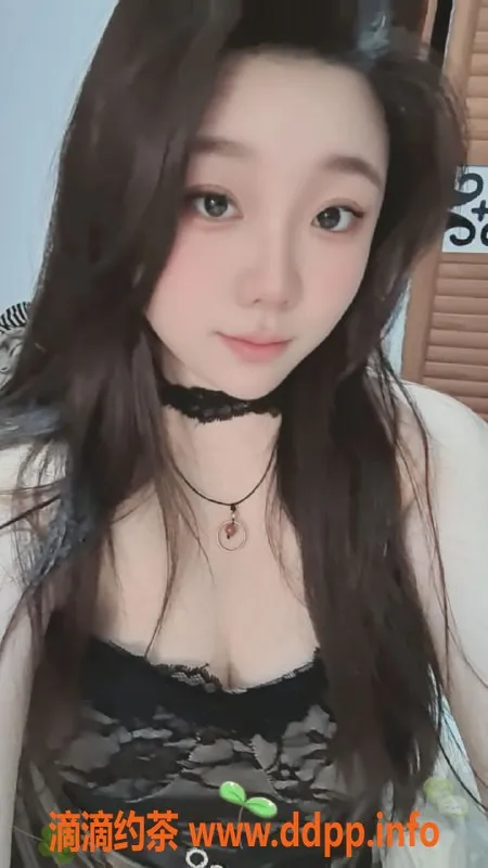 中山楼凤-西区依婷，身材火辣，高颜值伴侣等你来体验！