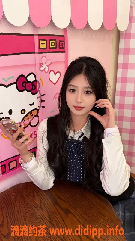 广州楼凤-天河嫩妹小龙女，鸳鸯浴6P服务体验