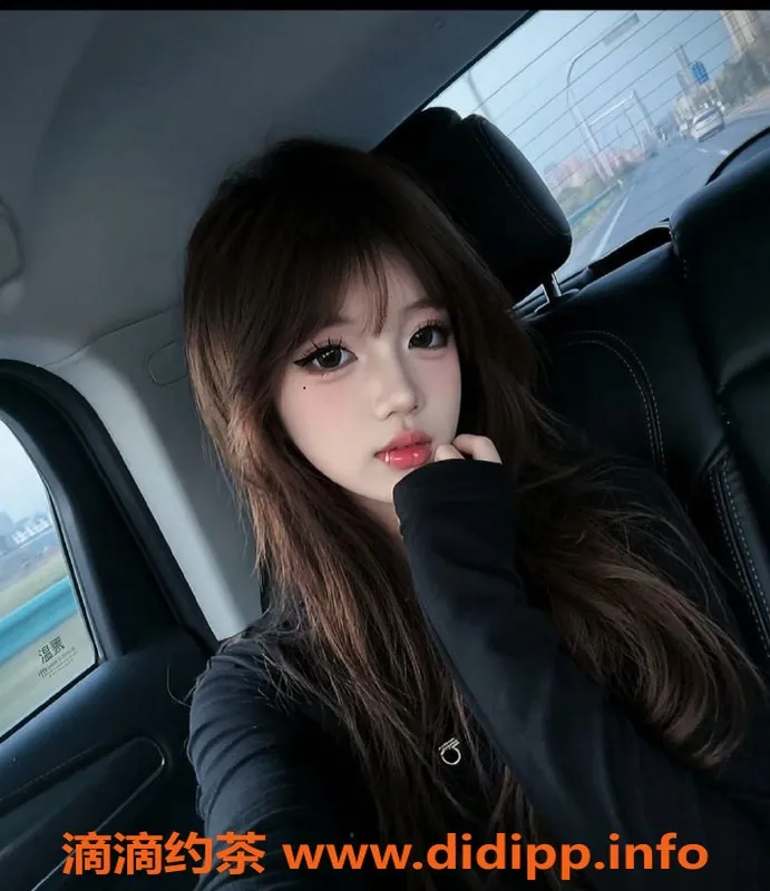 广州楼凤-天河萝莉公主，9P嫩妹大胸热情服务