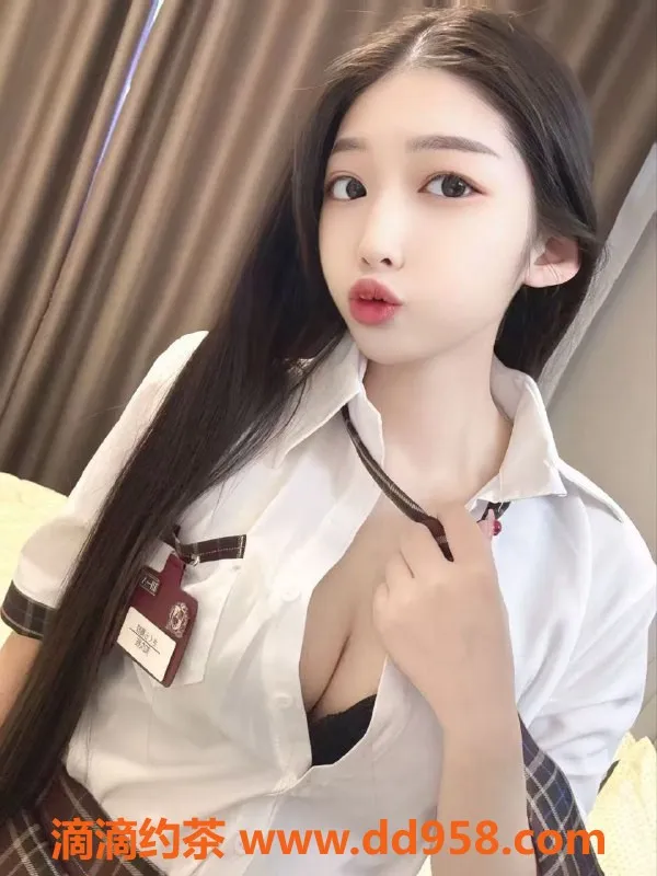 常州外围-武进1600元嫩妹萝莉，155cm陪浴服务