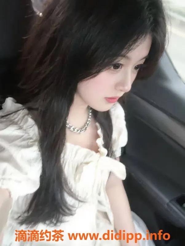 常州楼凤-常州金坛玲玲，20岁身高167，92斤C罩杯起步8起