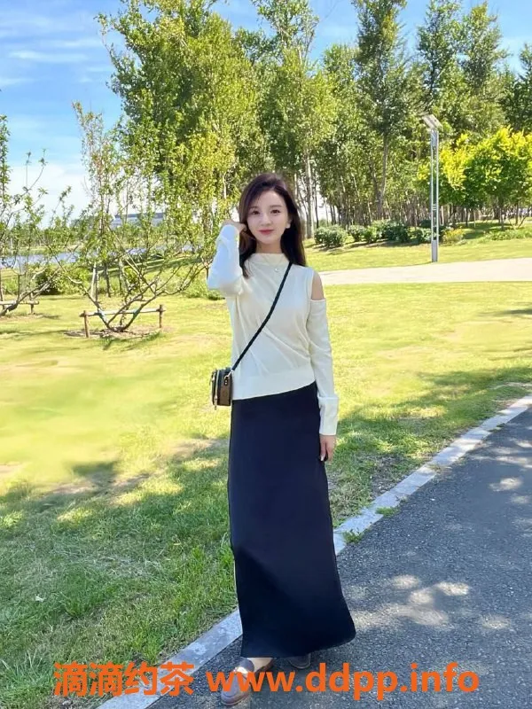 惠州楼凤资源信息,大亚湾昭昭，30岁162cm，100斤制服丝袜服务