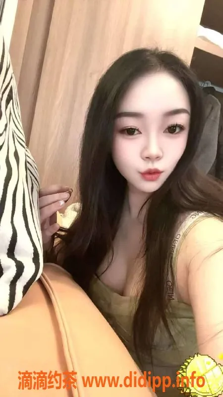 成都楼凤-武侯区鑫鑫，少妇车优惠服务体验