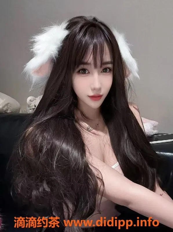 无锡楼凤-梁溪区孙萌阳，高颜值丝袜制服陪浴服务