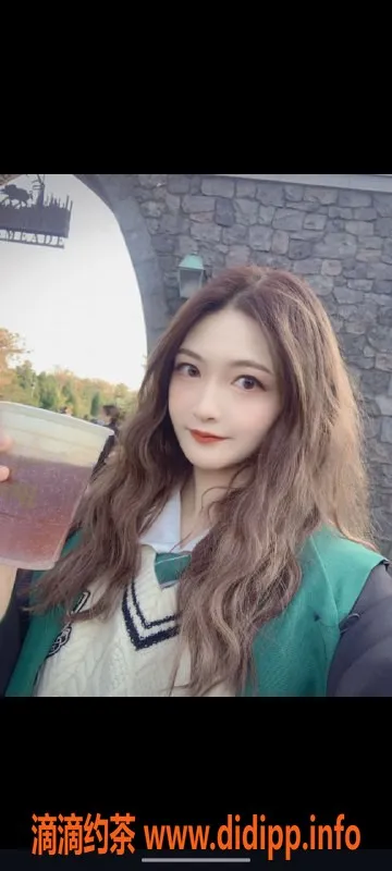 无锡楼凤-梁溪区高颜值番小茄，172cm, 50kg，陪浴服务