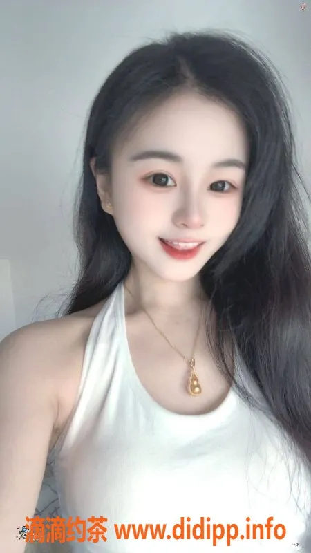 广州楼凤-天河御姐福宝，超值500元服务体验