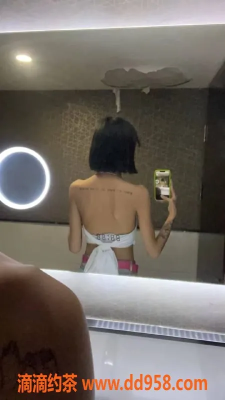 成都楼凤-武侯区安玥，167/80排骨精，大奶控优选