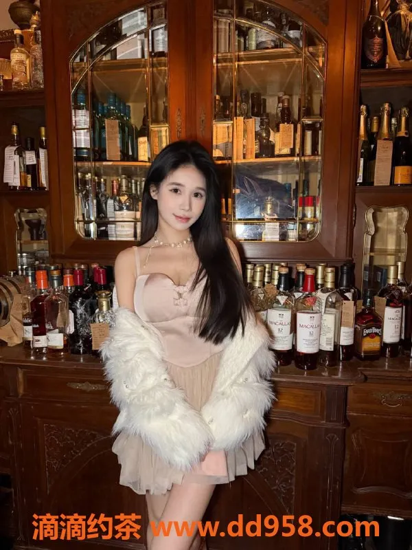 深圳楼凤-福田嫩妹可莉，1400元起服务体验