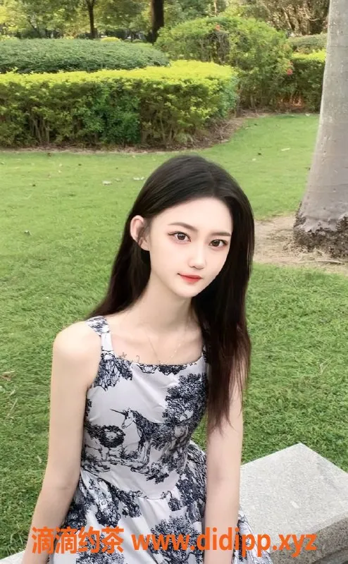 上海楼凤-普陀暖心04年嫩妹，身高168，价格900起