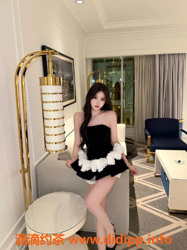 无锡楼凤资源信息,滨湖万达08号超嫩少女学妹，69陪浴服务