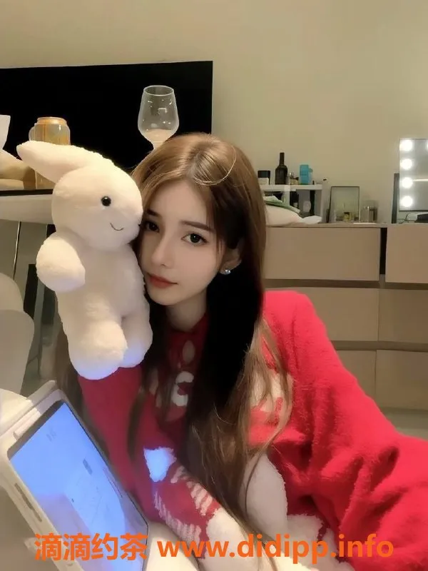 成都楼凤-御姐李师师，武侯区7P服务，颜值与身材俱佳