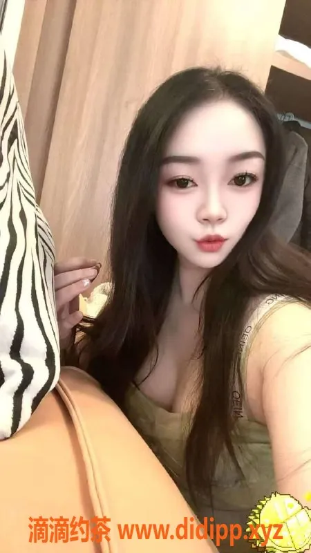 成都楼凤-成都少妇鑫鑫，身高保密，服务专业