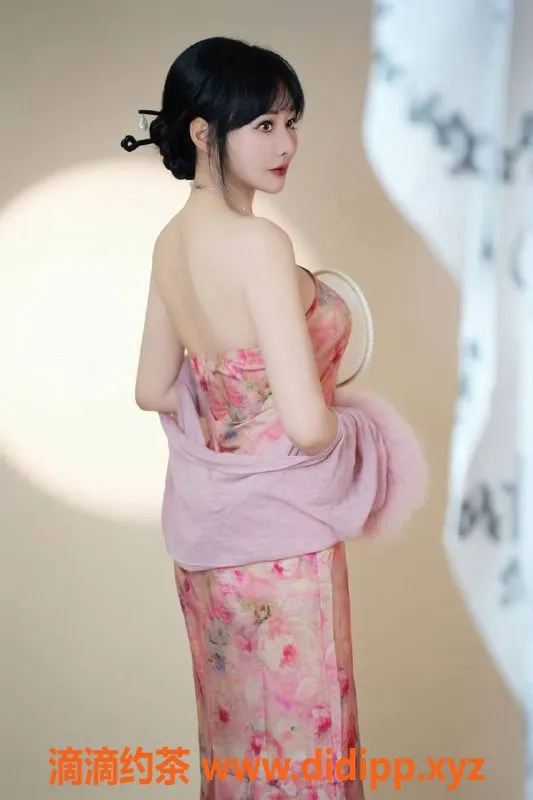 深圳楼凤资源信息,福田依依，900P双飞水床服务