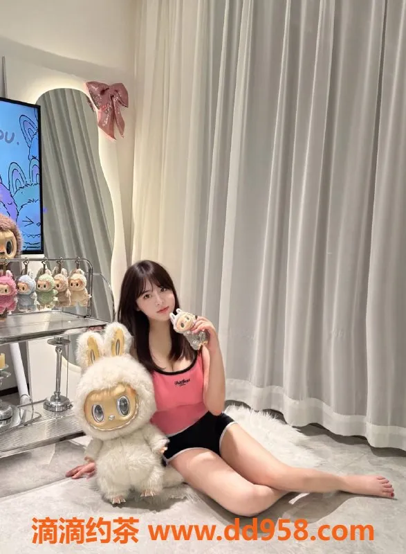 广州楼凤资源信息,佛山甜甜：嫩妹巨乳，超值夜课只需8P