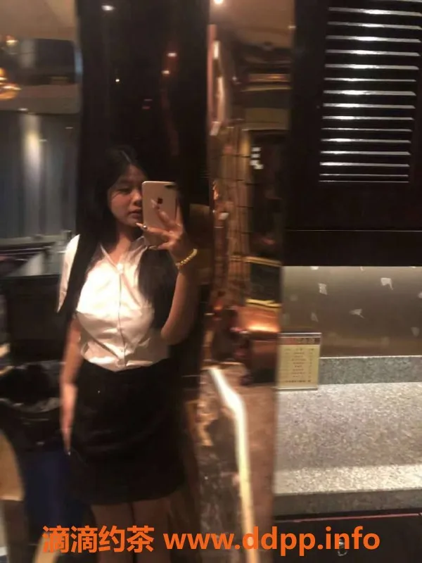 重庆楼凤-笑笑老师回归！嫩妹选手工兵评价火热