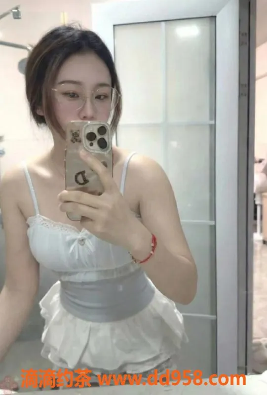 湛江楼凤-湛江晚晴 洗吹做水萧 28岁160cm 49斤