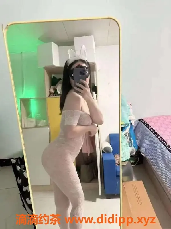 广州楼凤-南沙黑丝肉臀小静，30岁，162cm，400元暖心服务