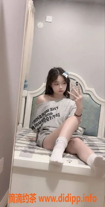 成都楼凤资源信息,武侯区嫩妹小66，高颜值服务超赞