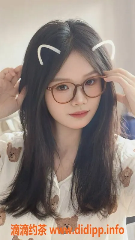 深圳楼凤-深圳宝安丹丹，800起，嫩妹舌吻服装服务