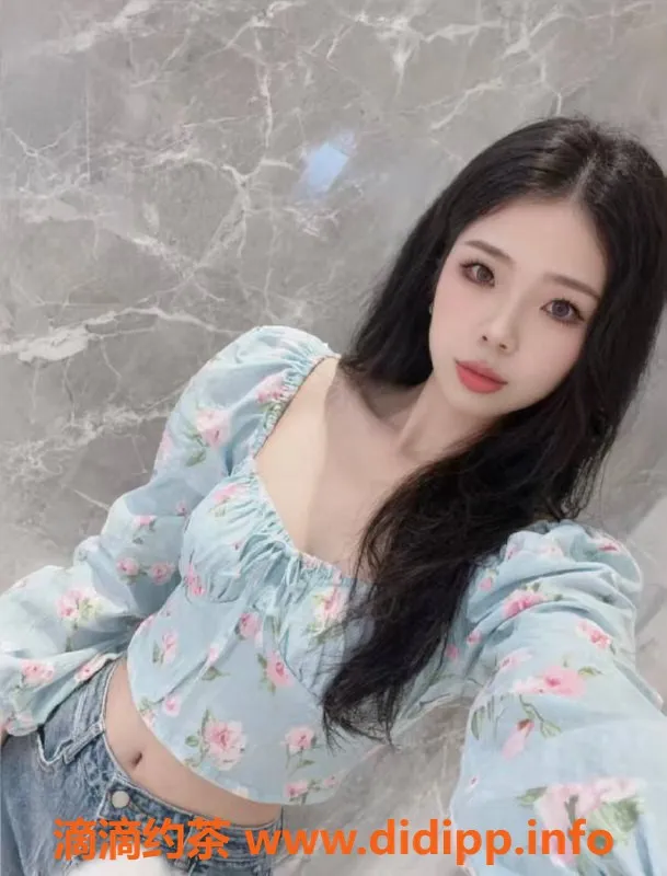 中山楼凤-东区七七，颜值高服务好，B罩杯体验