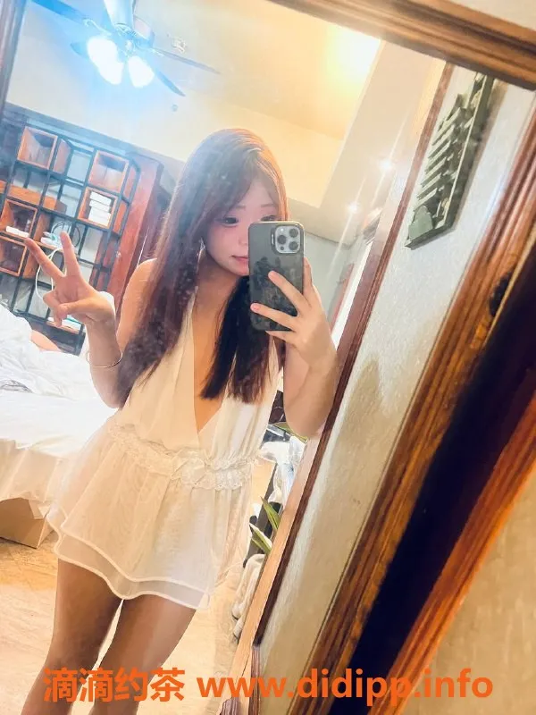 成都楼凤-成华区18岁妹子，162cm，90斤，女上技术一流